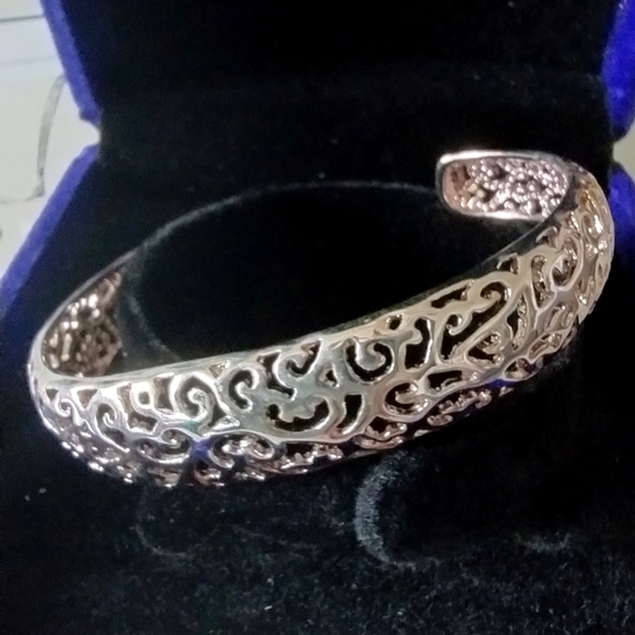 New In Box Sterling Silver Filigree Cuff Bracelet - Picture 8 of 13